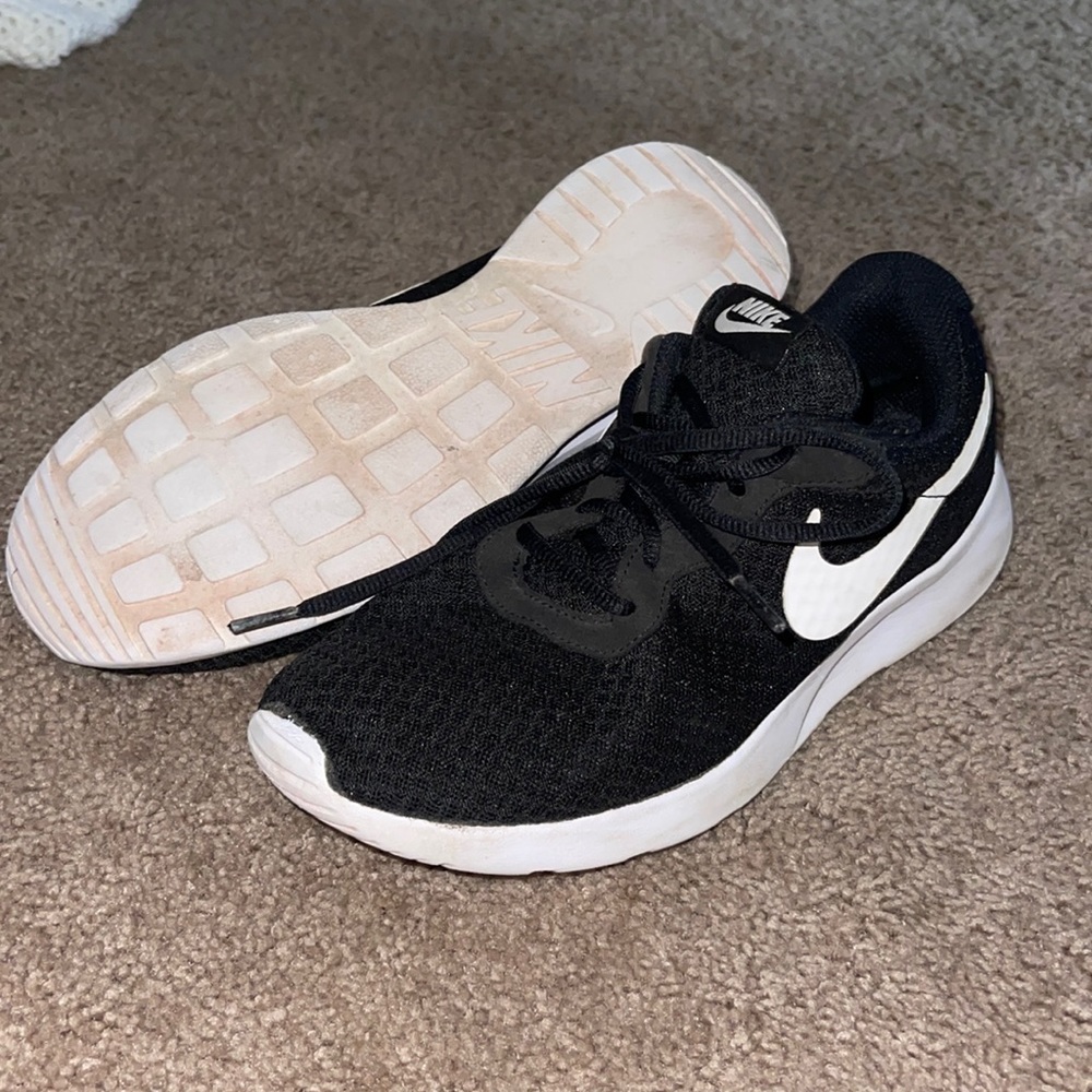 nike running shoes